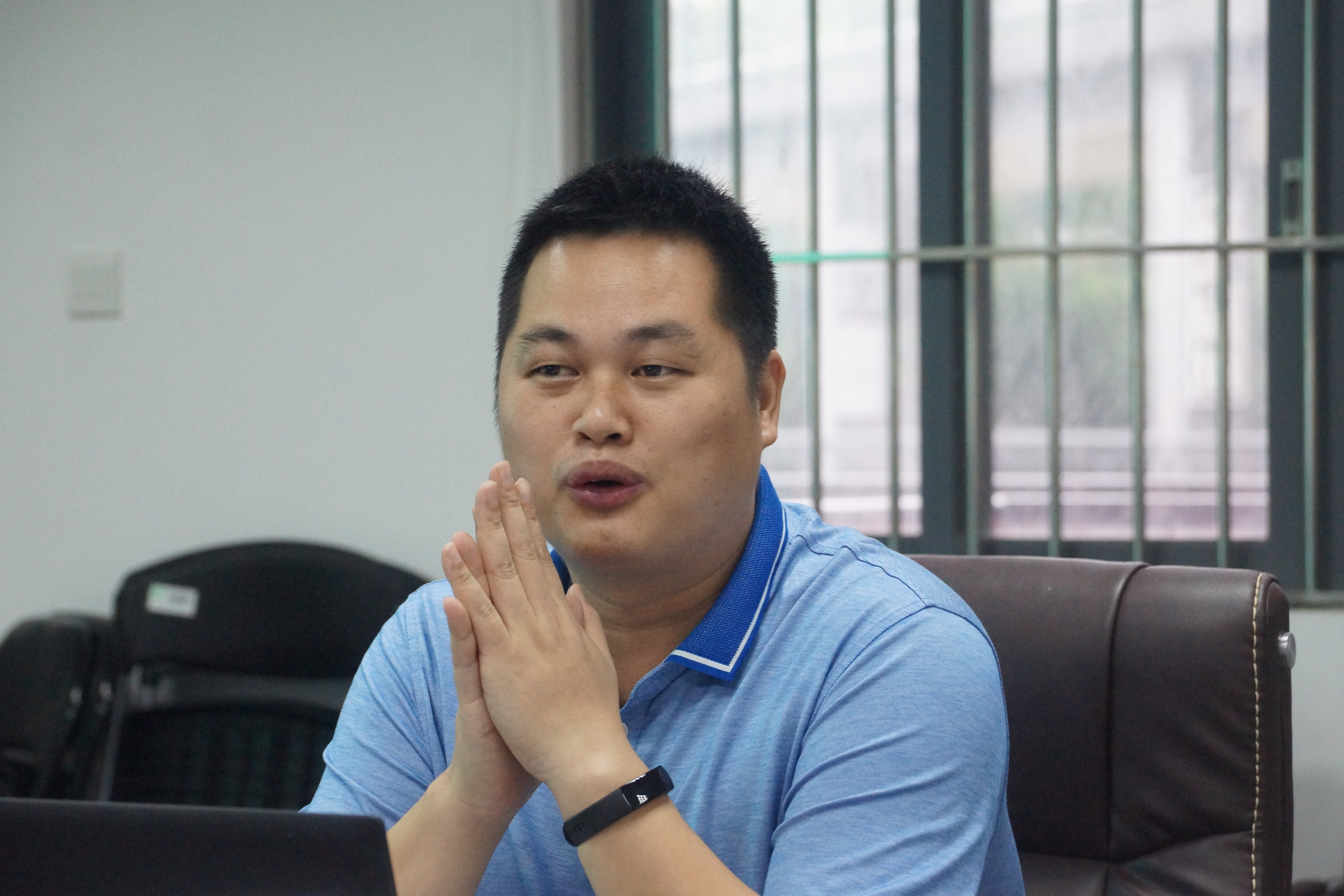 腐漫画
举办2018级新生班主任沙龙1-1-.JPG