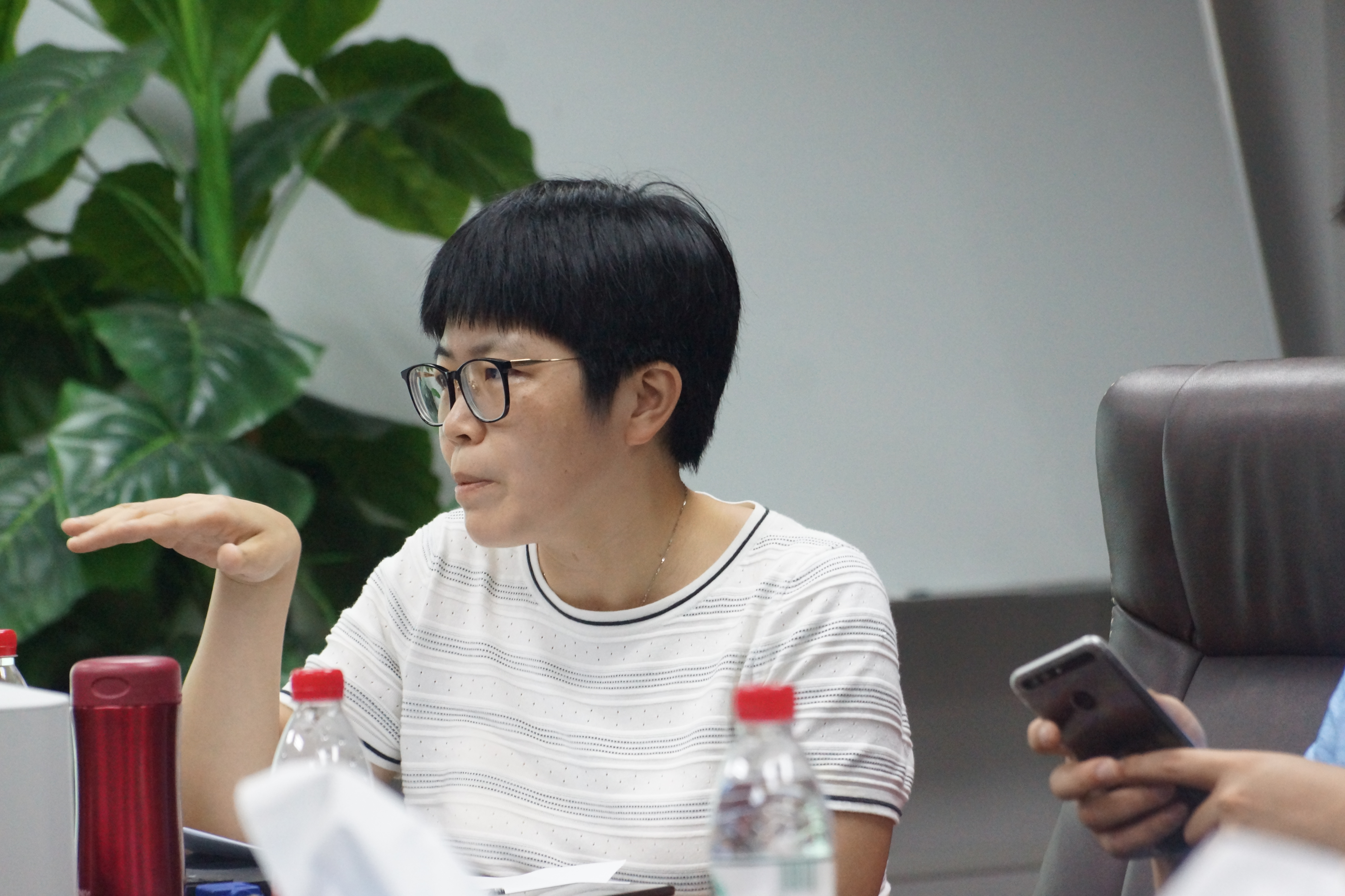 腐漫画
举办2018级新生班主任沙龙1-2-.JPG